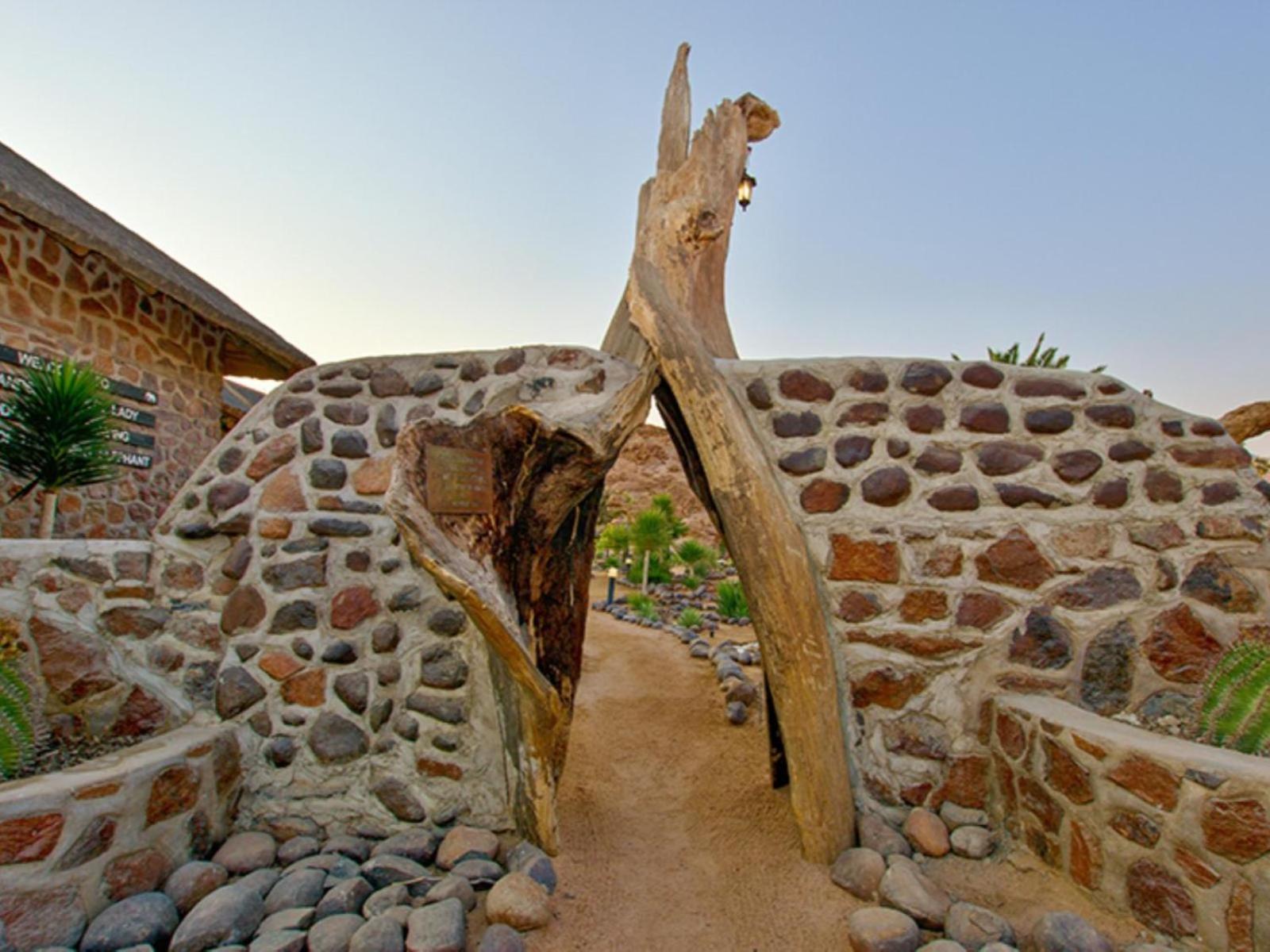 Brandberg White Lady Lodge Uis Экстерьер фото